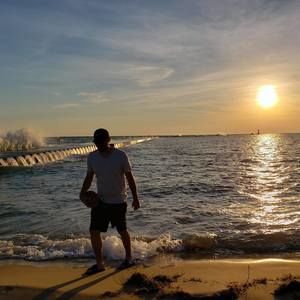 Meet your Posher, Mitchell